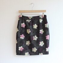 2022 Spring and autumn new Han Fan womens clothing three-dimensional flowers with high waist and hip fur and kneecap and half body dress winter