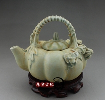 Antique collection Jingdezhen Imitation Song Xianghu kiln open white glaze pumpkin teapot antique old unearthed porcelain
