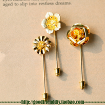 Golden Flower Long Brooch 3 Jewelry Accessories 3 9 yuan 1 36 yuan 10 (2200A)