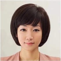 Real hair wig set womens short hair Middle-aged wig Middle-aged womens natural realistic short straight hair mom chemotherapy wig