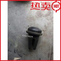 China Yituo Dongfanghong Tractor Parts Rear Window Gas Spring Bracket Guaranteed Original Parts