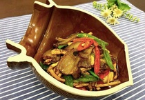 Creative retro ceramic half altar half crockery hotel features ceramic tableware irregular soup plate dish fish plate large