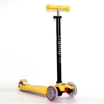 男女小孩踏板车四轮滑板车三轮四轮闪光儿童滑板车如诗童车轮四