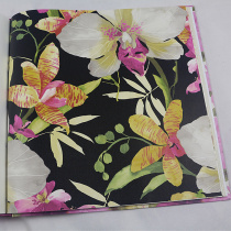 Black background colored flower wallpaper big flower wallpaper Southeast Asia pastoral style bedroom wallpaper restaurant theme room wallpaper