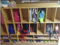 Kindergarten school bag rack shoe cabinet combination Childrens shoe cabinet School bag cabinet solid wood quality assurance