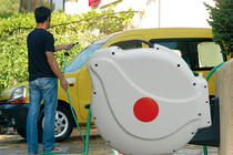 Automatic coil pipe winding pipe automatic recycling water pipe containing frame car wash water gun suit watering roll pipe