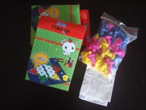 Portable childrens cartoon flying chess plastic Cute Beast chess color box training small checkers stalls