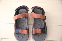 New British Male Beach Sandal Leather Non-Smelt Foot Sweat Foot Prefer Tire Big Sole Abrasion Resistant