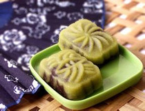 Suzhou Zhenze specialty mung bean cake cool fresh sweet summer spot