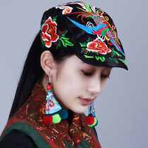 2020 Autumn and Winter new ethnic wind cap retro leisure phoenix embroidered hat tide girl travel dance hat