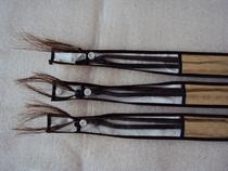 Factory direct sales Jinghu bow Qin bow Jing Erhu bow Zi Xipi Erlin bow Flower tail bow National musical instrument accessories