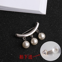 Chinese Red fashion pearl brooch brooch women wild coat cheongsam cardigan pin shawl buckle with accessories