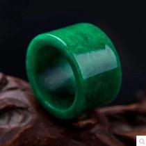 Emerald finger jade ring Passepartout full green Yang green dry green Tie Longsheng emerald jade ring