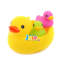 Royal baby toy for 0-12 months bathing toy small duck water spray small yellow duck baby play water to play water