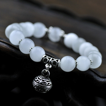 Crystal cat opal bracelet womens crystal hand string ethnic style retro decoration white bells silver Japanese and Korean fashion