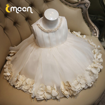 Childrens dress Princess dress winter childrens clothing white handmade flower girls birthday show dress dress