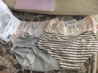 内裤摸起来很舒服～感觉很实惠！