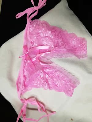 这种免脱露毛的款式，犹抱琵琶半遮面的感觉，欲拒还迎，真的诱人