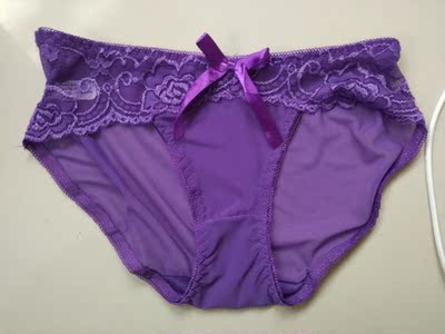 大小合适，网纱的，弹性还可以，做工也不错，夏天穿着透气。第一次的时候有点掉色，但不变形。物美价廉～