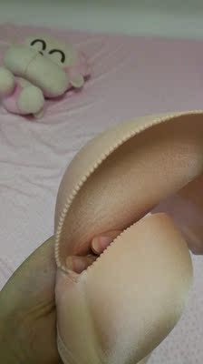 宝贝收到了，打开看了一下，挺不错的，质量也还好，款式是我想要的。个人感觉性价比不错，这样的价格买到这样的产品挺值的，关键还很方便，不需要上街去逛，只要到楼下领下包裹就行，不喜欢还可以退，对于我们这种懒人特别实用。