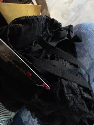 买到了自己喜欢的东西 很开心 样式很好看 还很性感 穿上很舒服好评 买到了自己喜欢的东西 很开心 样式很好看 还很性感 穿上很舒服好评