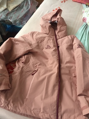 良心点评伯希和冲锋衣怎么样,属于什么档次,哪生产的,值得买吗