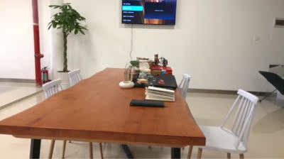 可以当书桌桌椅收到跟网上描述一样,做工精细,木纹理清晰,底回也简单,质量很好,看起来很大气,大气,跟我的装修很配,没有刺鼻的油漆味儿喜欢这种风格的,是我喜欢的风格,下次需要还会再来质量不错,又有时尚感,大爱!可以当餐桌 可以当书桌桌椅收到跟网上描述一样,做工精细,木纹理清晰,底回也简单,质量很好,看起来很大气,大气,跟我的装修很配,没有刺鼻的油漆味儿喜欢这种风格的,是我喜欢的风格,下次需要还会再来质量不错,又有时尚感,大爱!可以当餐桌