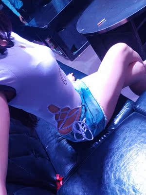 扣子那里刚合适 穿上很舒服 喜欢