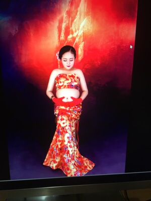 衣服好看,拍出来的效果也很好,收到衣服很干净,押金也退的很及时。 衣服好看,拍出来的效果也很好,收到衣服很干净,押金也退的很及时。