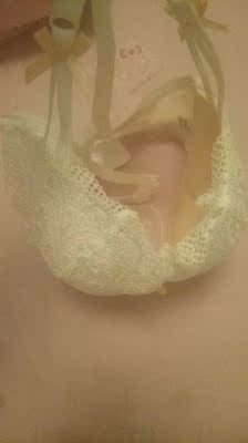 货已经收到了,试穿了一下很舒适,颜色很正,店家服务态度好!五星好评!很满意的一次购物! 货已经收到了,试穿了一下很舒适,颜色很正,店家服务态度好!五星好评!很满意的一次购物!