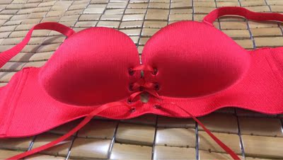 就是拍小了码,勒死我了……效果相当不错,再拍一个大一码的试试 就是拍小了码,勒死我了……效果相当不错,再拍一个大一码的试试