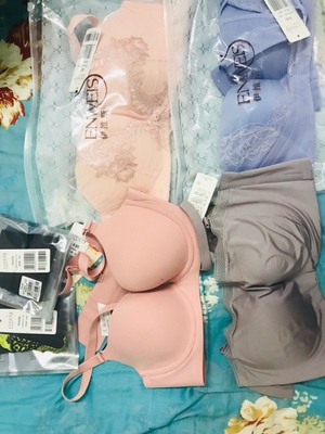 内衣还没有穿 抹起来质量不错的 活动买的特别划算 美滋滋