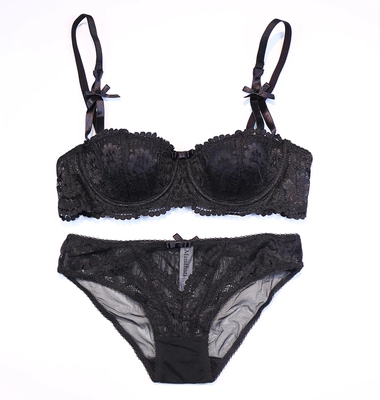 内衣很舒服,质量不错,收副乳,推荐大家购买 内衣很舒服,质量不错,收副乳,推荐大家购买