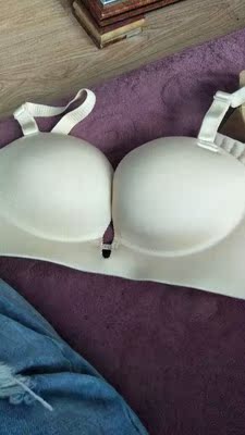 多次购买了，聚拢显大，穿上也舒服 喜欢