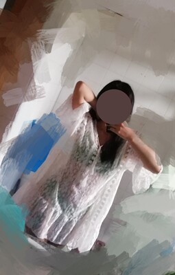 很舒服 颜色正 好看 就是短裤太松了 而且没有绳子可以收 下海容易掉