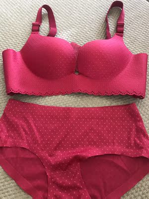 质量很好 透气 舒服 第三次购买了 喜欢的不要犹豫啊 质量很好 透气 舒服 第三次购买了 喜欢的不要犹豫啊