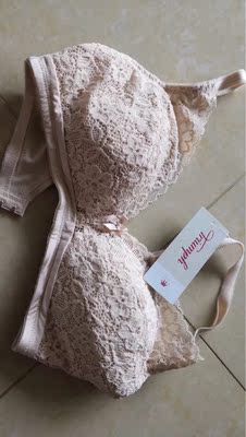 ◦	淘宝这么多年我才知道评论是可以加积分的，就是字数不够，不够怎么办呢，我就想办法多说两句，评论完商品就复制这段话，总之积分到手就是胜利。然后发现还是不够字数，那我就再说一遍，虽然都是一样的模版，但是不影响给好评。