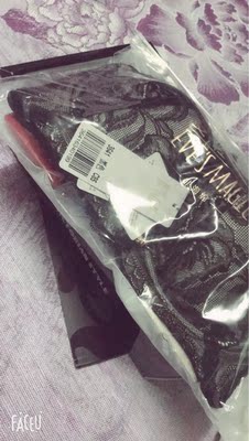 第一次这么开心的评论，特别特别喜欢你们家内衣，关键还送了好多东西，值得购买，