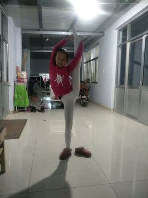 松紧可以，保暖不错，最主要的是质量不错！