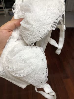 刚过了水，就掉了个钻😂