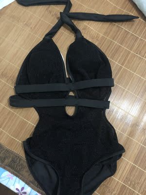 美美哒,好显身材哦肚子上的肉肉都看不见了🙈 美美哒,好显身材哦肚子上的肉肉都看不见了🙈