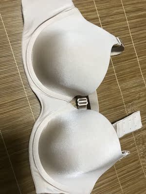 面料柔软细腻光滑，客服宝宝态度很好&hellip;&hellip;&hellip;&hellip;&hellip;&hellip;