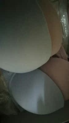 买了两件料子很舒服。包装也很好用盒子装的。