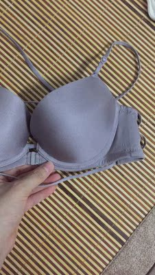 不错，活动价入手果然比原价买优惠很大！相对来说比较舒服不勒。