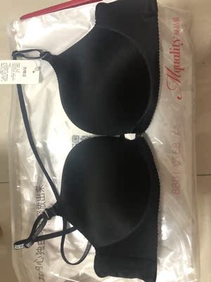 东西不错，选了好多家才买到的，比好几百的好穿，客服也比较好沟通，还会再回购，喜欢的可以下手了。