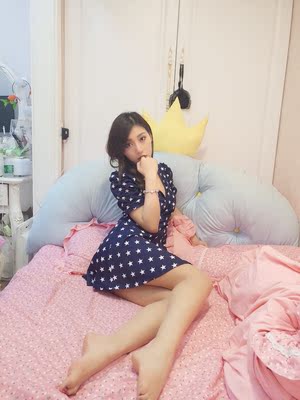 超级性感，穿起来很有feel，在酒吧里回头率百分百啊！大爱这个衣服，特别喜欢，穿着挺舒服的，已经是第二次购买了，特别喜欢她家的衣服