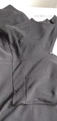 卖家发货很快,裙子质量还可以,码数正版型也挺正的。很美,推荐购买 卖家发货很快,裙子质量还可以,码数正版型也挺正的。很美,推荐购买