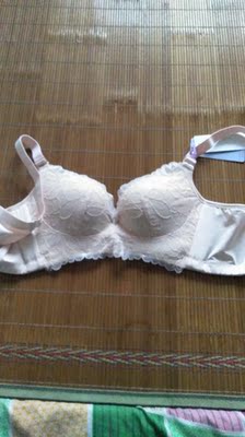 很好，很舒服，饱满有型，至于效果过段时间再说