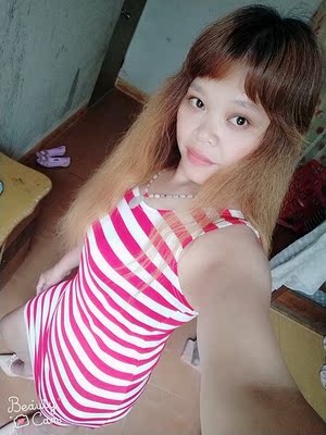 衣服面料质量不错,穿起来也舒服凉快,客服服务态度很好,物流也很给力,五星好评,喜欢就下单哟 衣服面料质量不错,穿起来也舒服凉快,客服服务态度很好,物流也很给力,五星好评,喜欢就下单哟