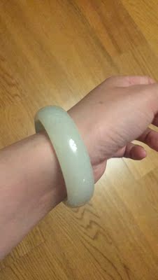 大家谈谈碧玉尊的玉怎么样,他家的玉假不假,实体店在哪里